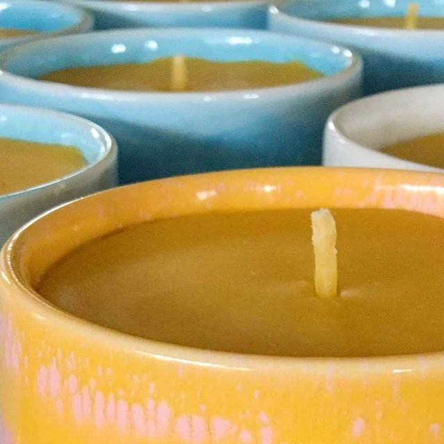 Beeswax Sip Candle - Image 6