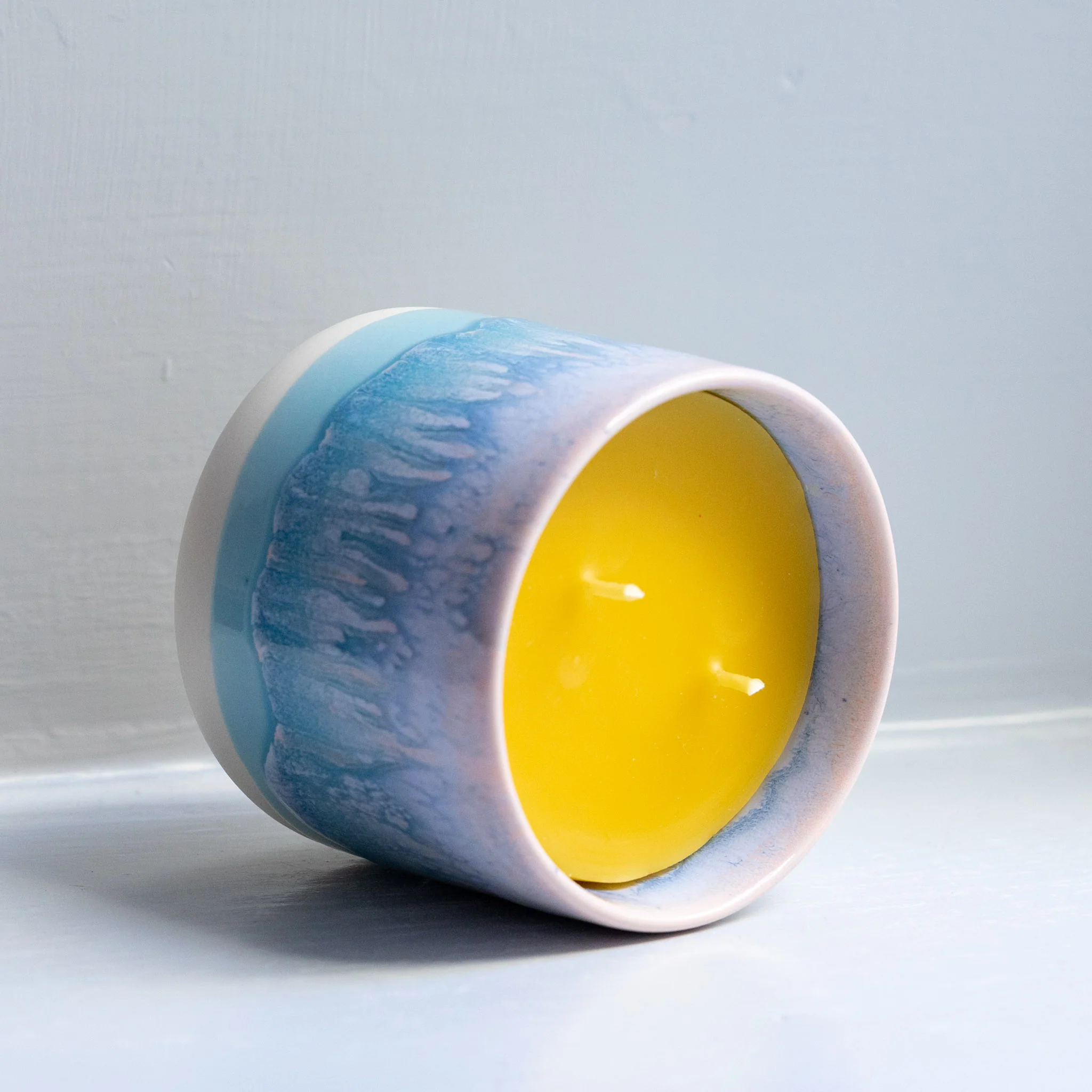 Beeswax Quench Candle - Image 3