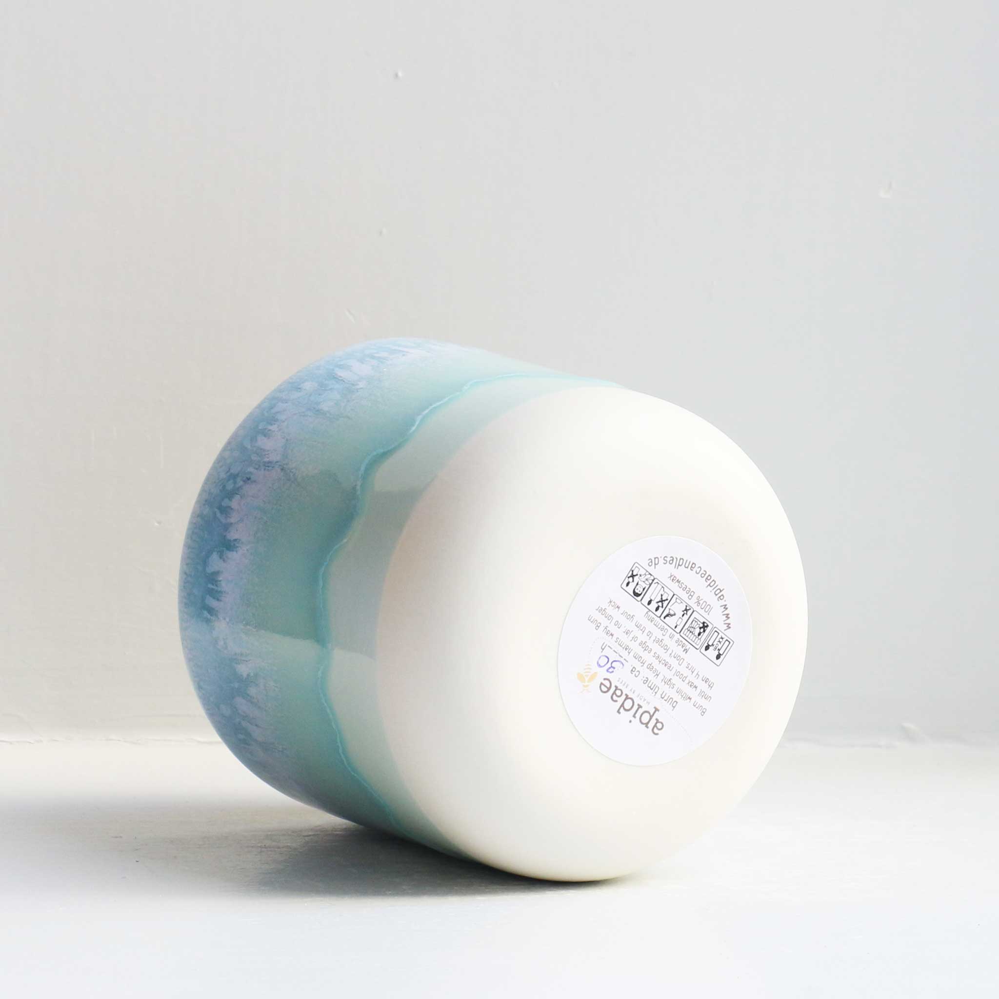 Beeswax Quench Candle - Image 3