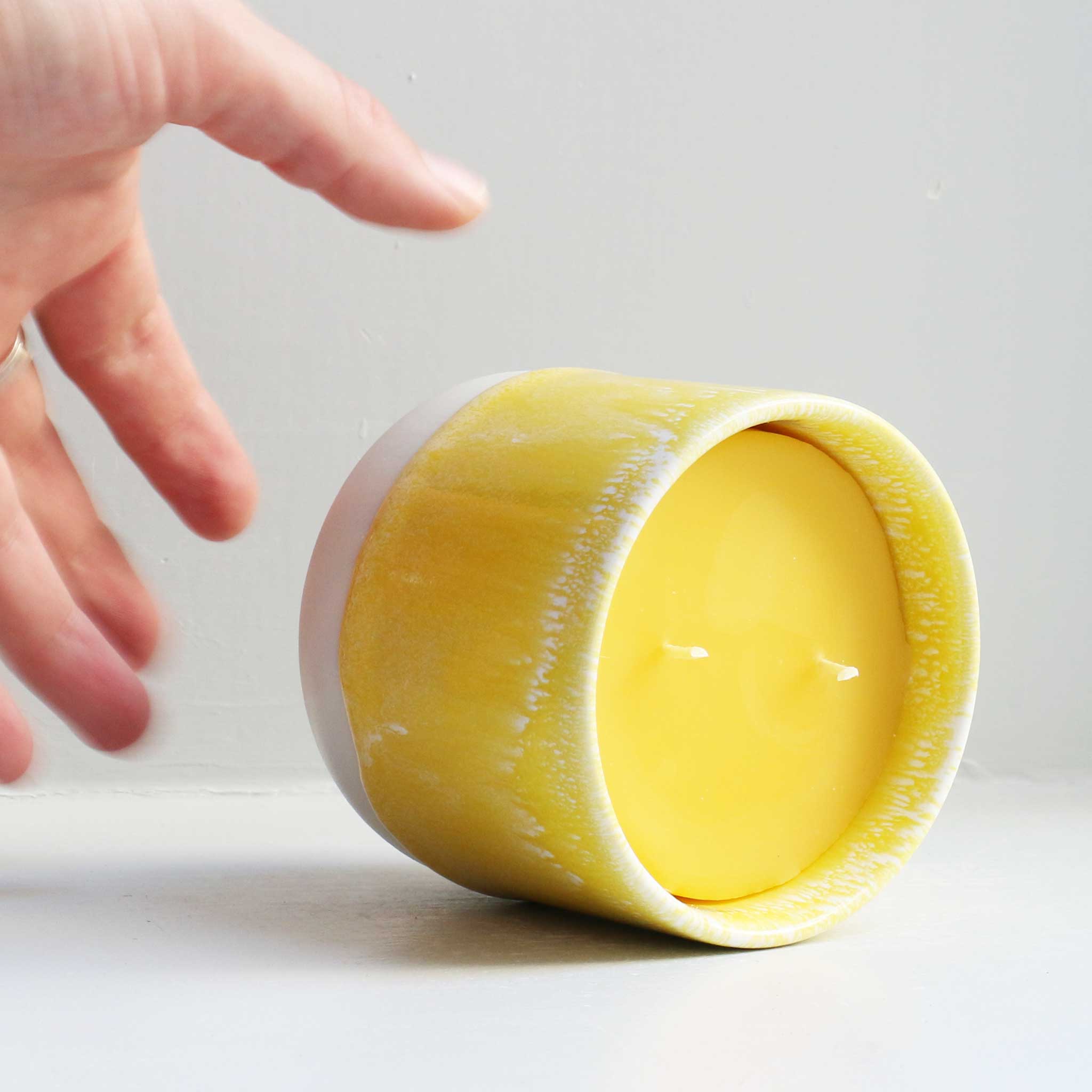 Beeswax Quench Candle - Image 2