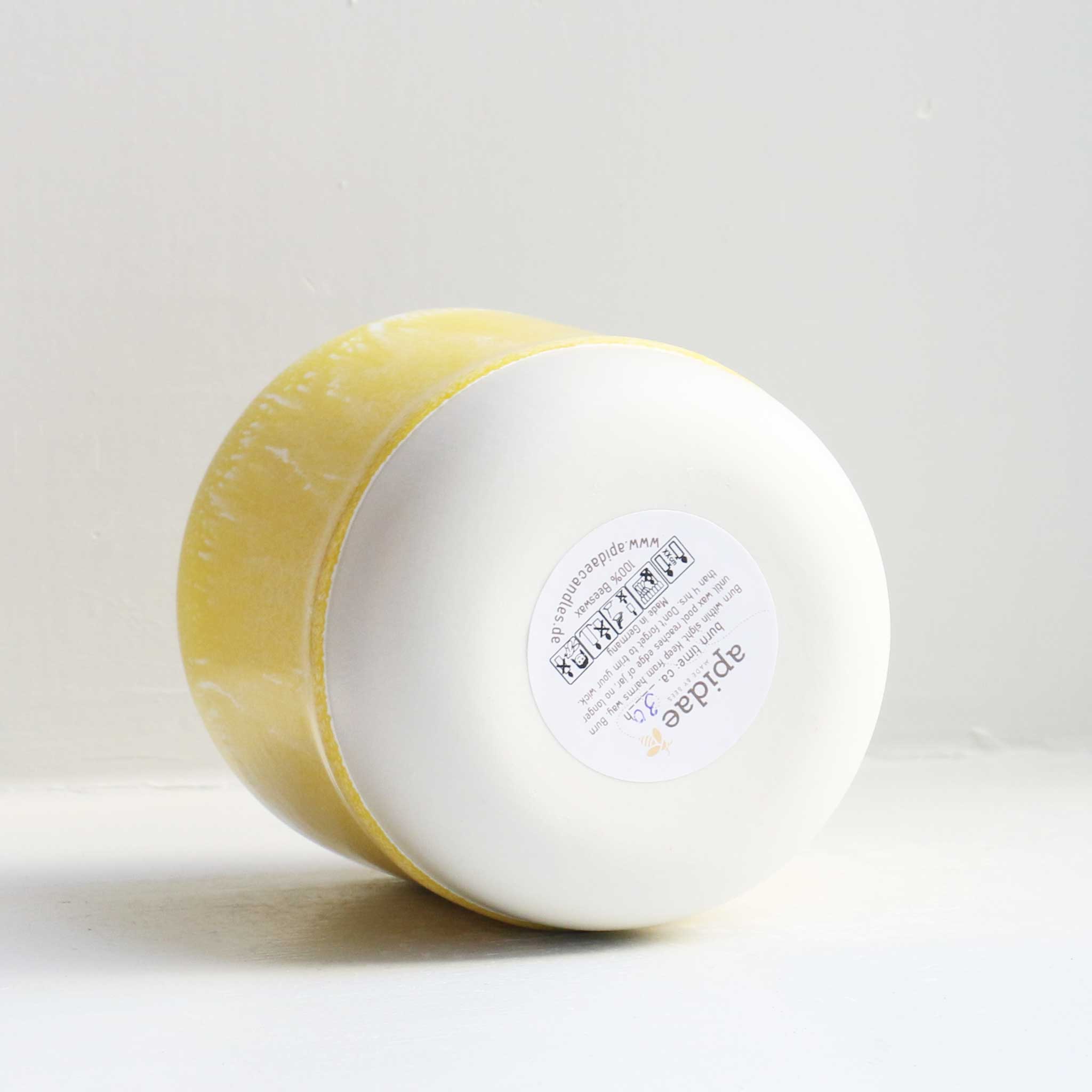 Beeswax Quench Candle - Image 4