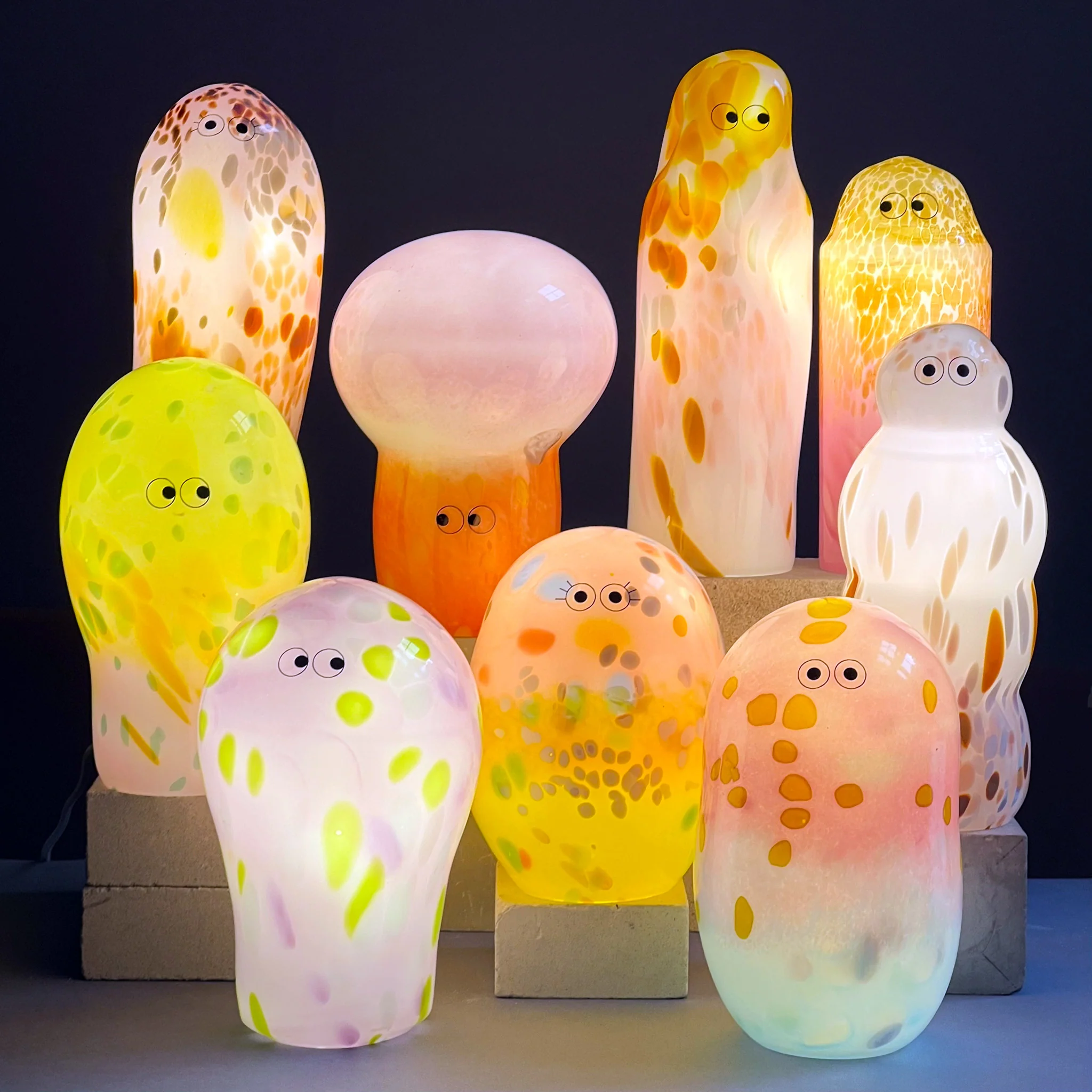 Crystal Blob Lamp - Image 8