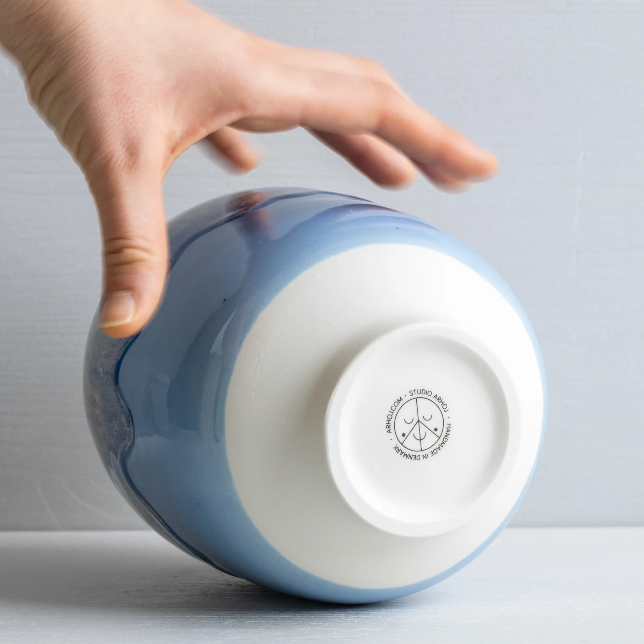 Hana Vase - Large - Image 4
