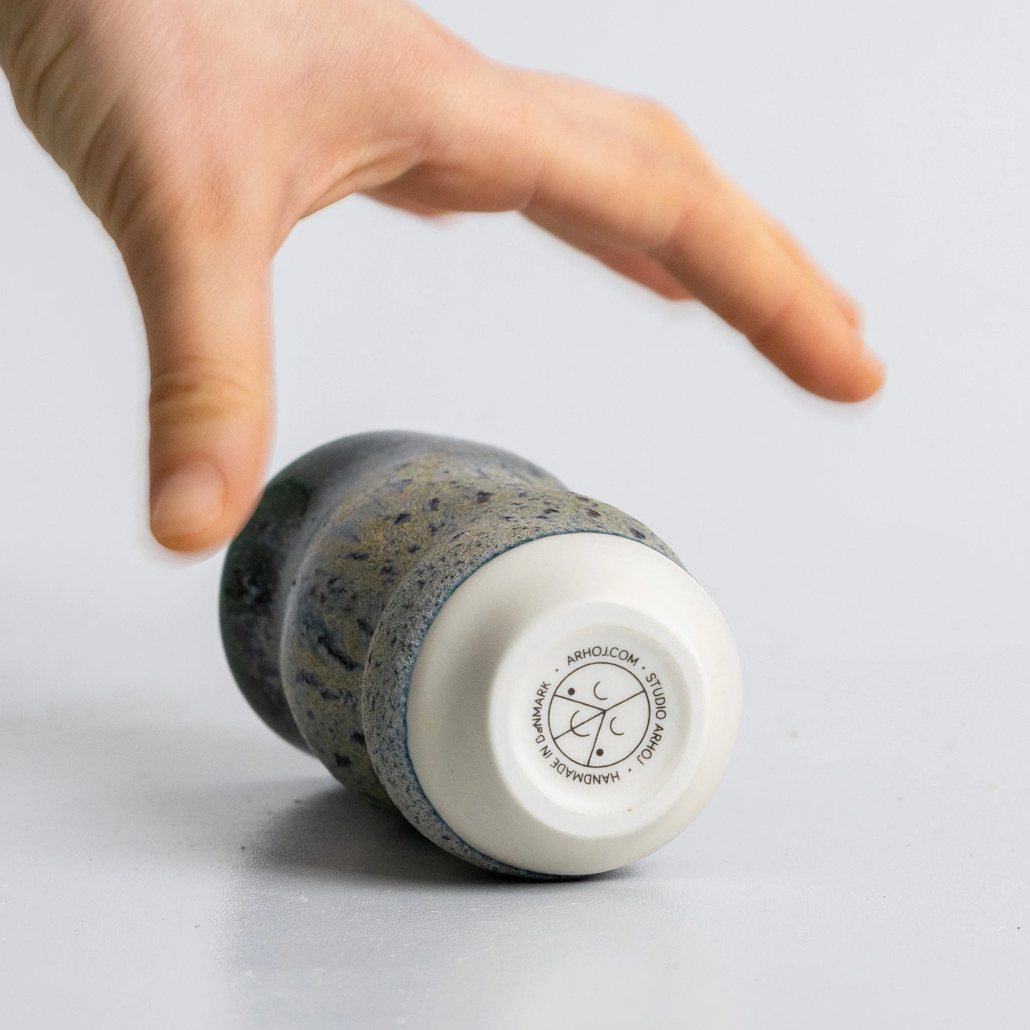 Hana Vase - Small - Image 5
