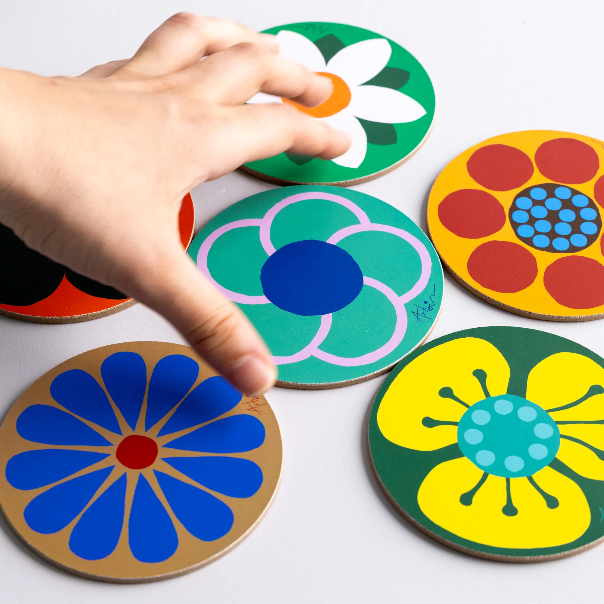 Party Coaster - Image 8